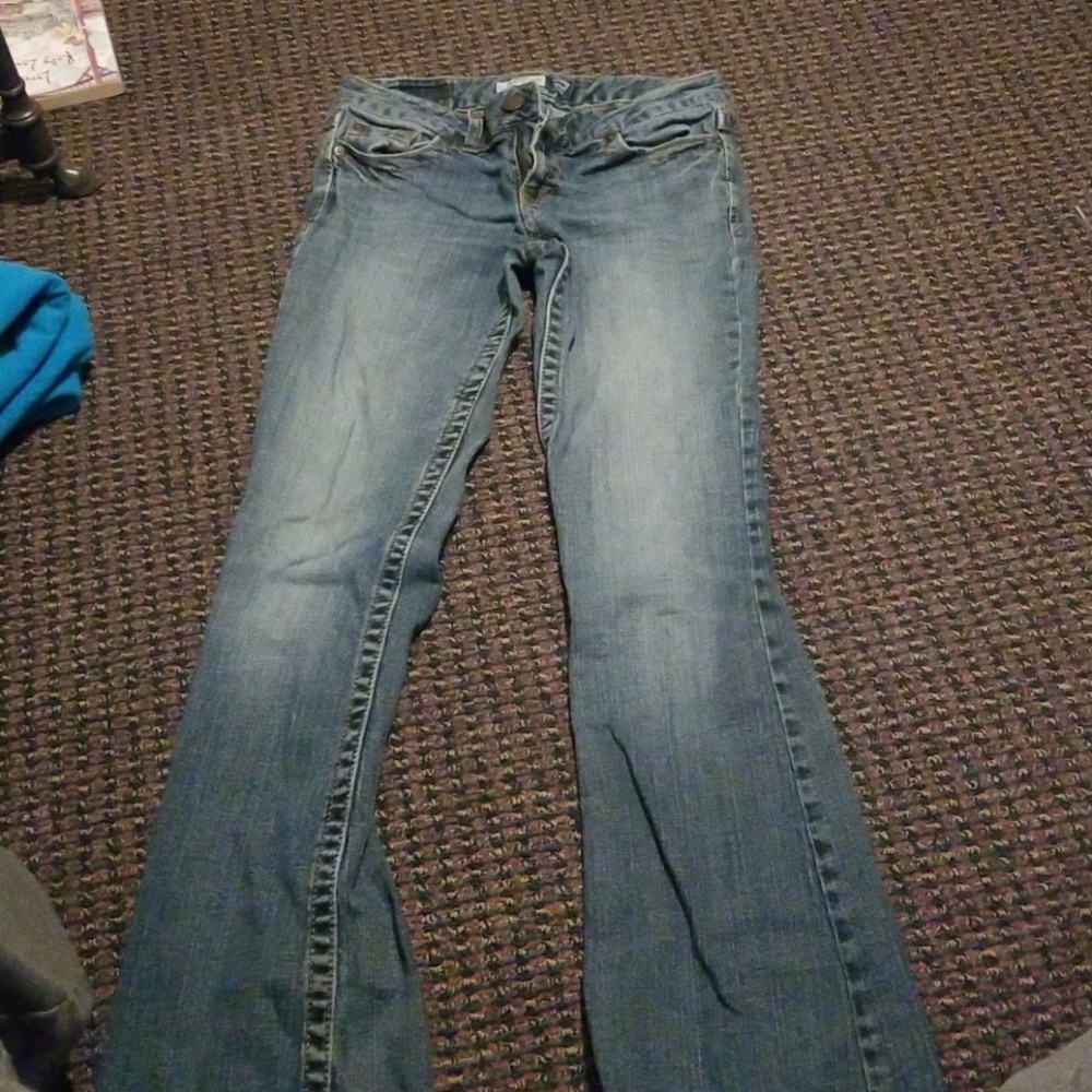 Jeans